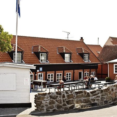 Gudhjem Hostel Екстер'єр фото